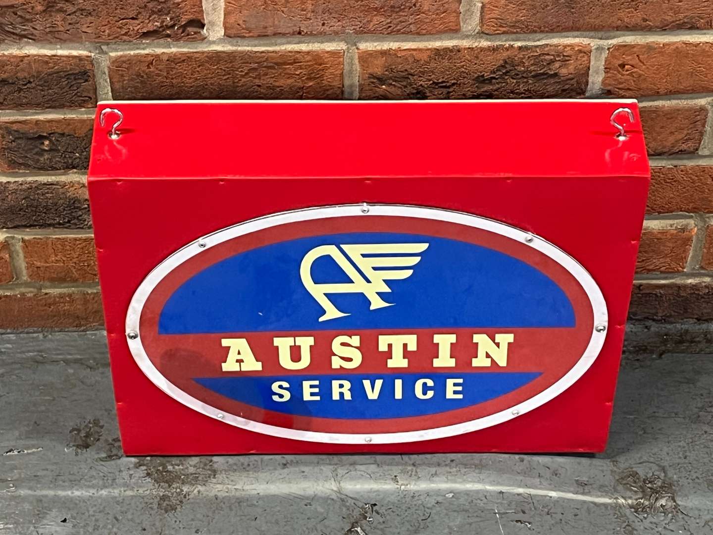 <p>Austin Service Illuminated Sign</p>