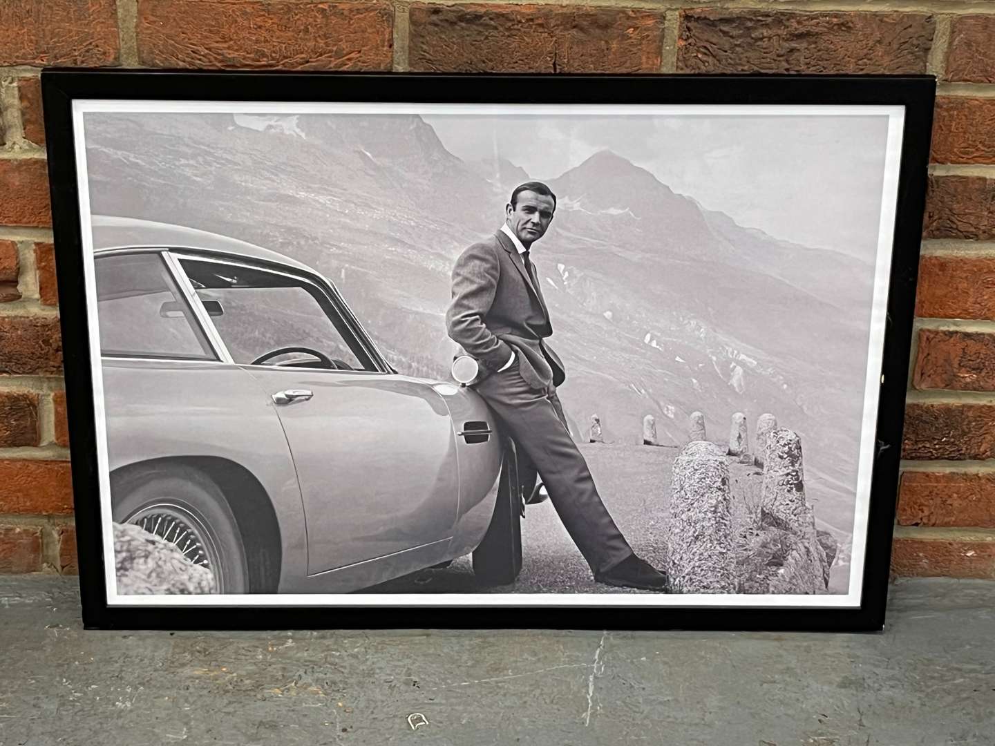 <p>Sean Connery James Bond 007 Framed Print</p>