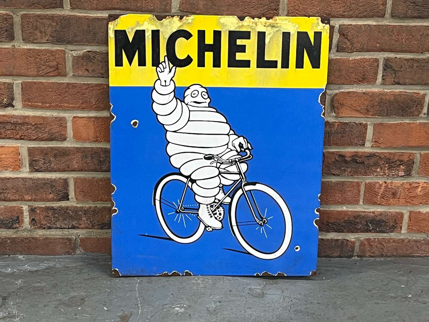 <p>Michelin Cycle Tyre's Enamel Sign</p>