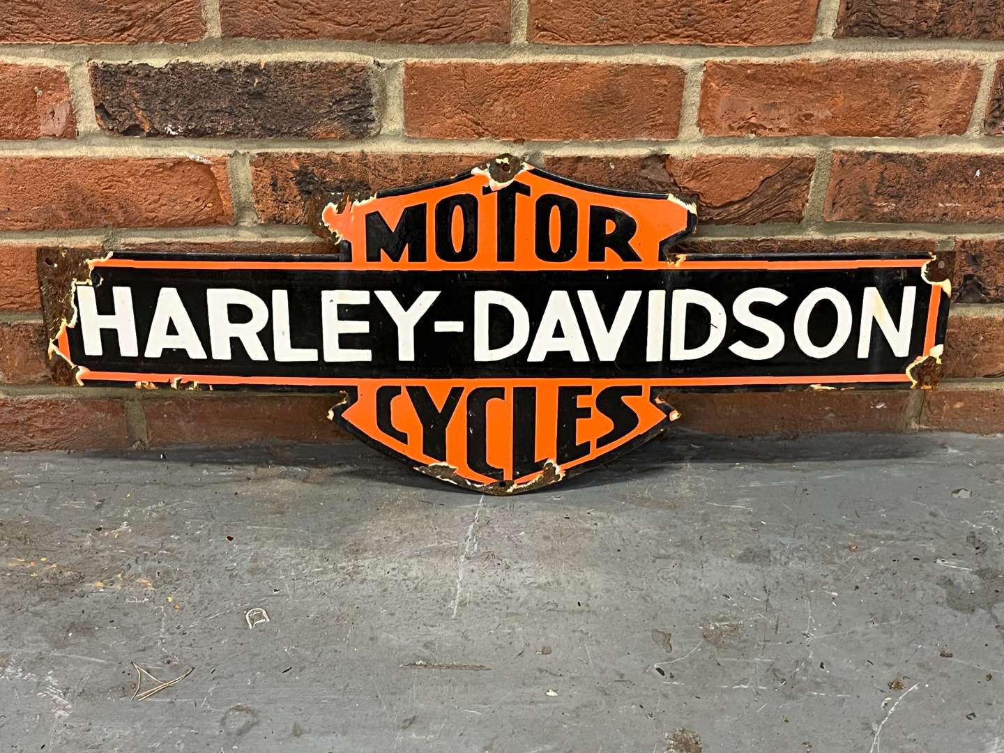 <p>Harley Davidson Motorcycles Emblem Sign</p>