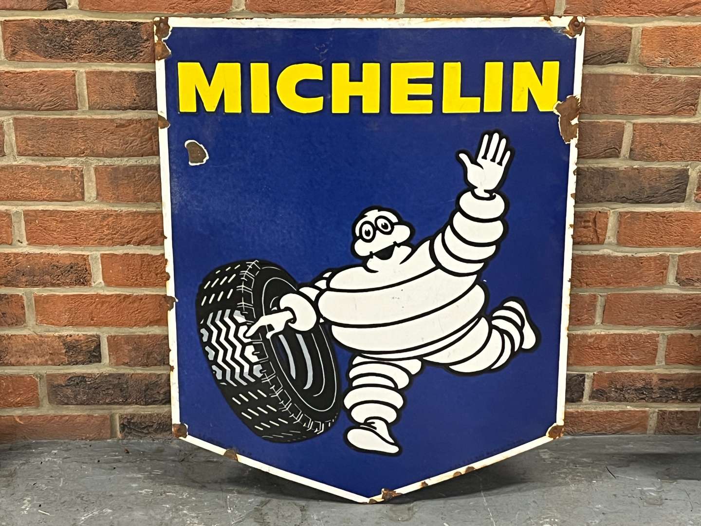 <p>Michelin Tyres Enamel Sign</p>