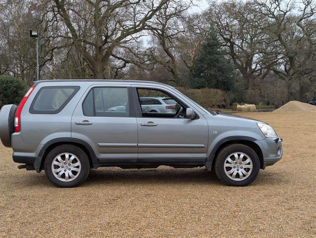 <p>2005 HONDA CR-V I-CTDI SPORT</p>
