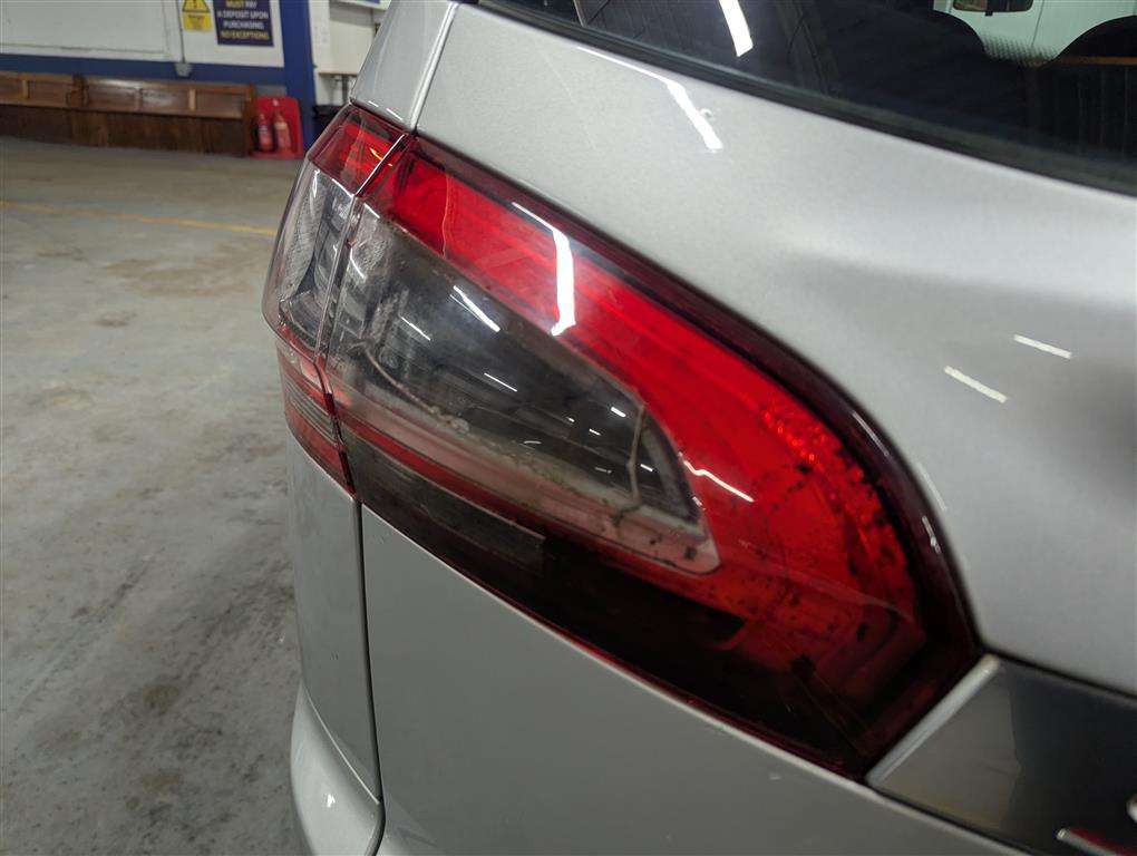 <p>2012 FORD S-MAX ZETEC **SOLD</p>