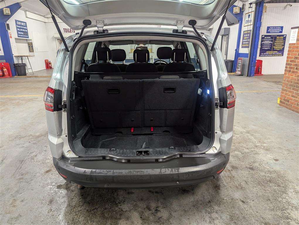 <p>2012 FORD S-MAX ZETEC **SOLD</p>
