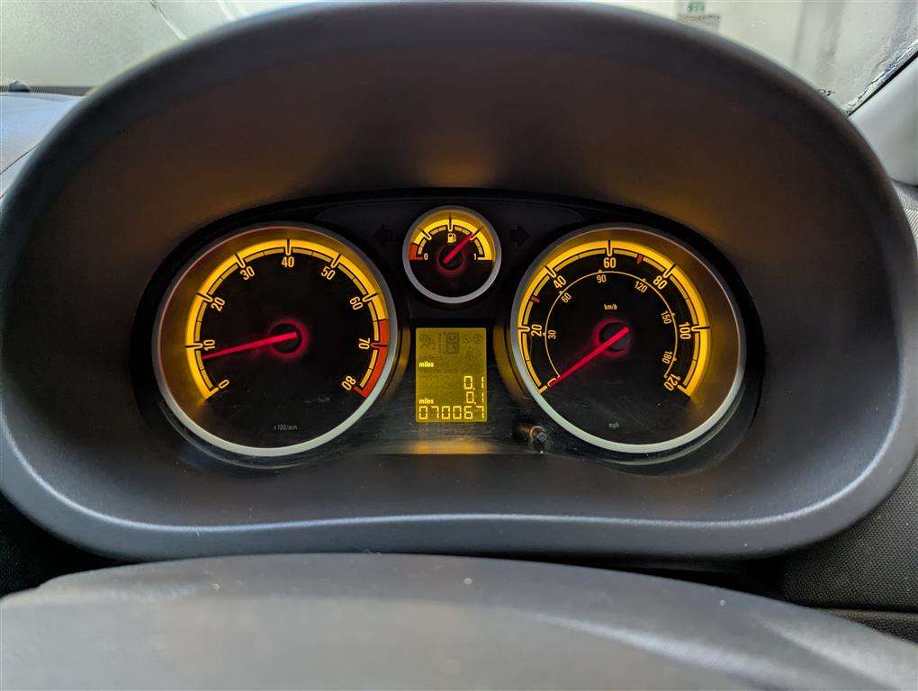 <p>2013 VAUXHALL CORSA LIMITED EDITION</p>