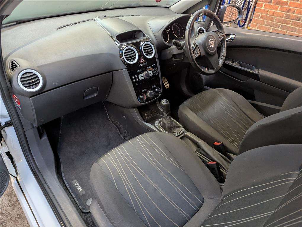 <p>2013 VAUXHALL CORSA LIMITED EDITION</p>