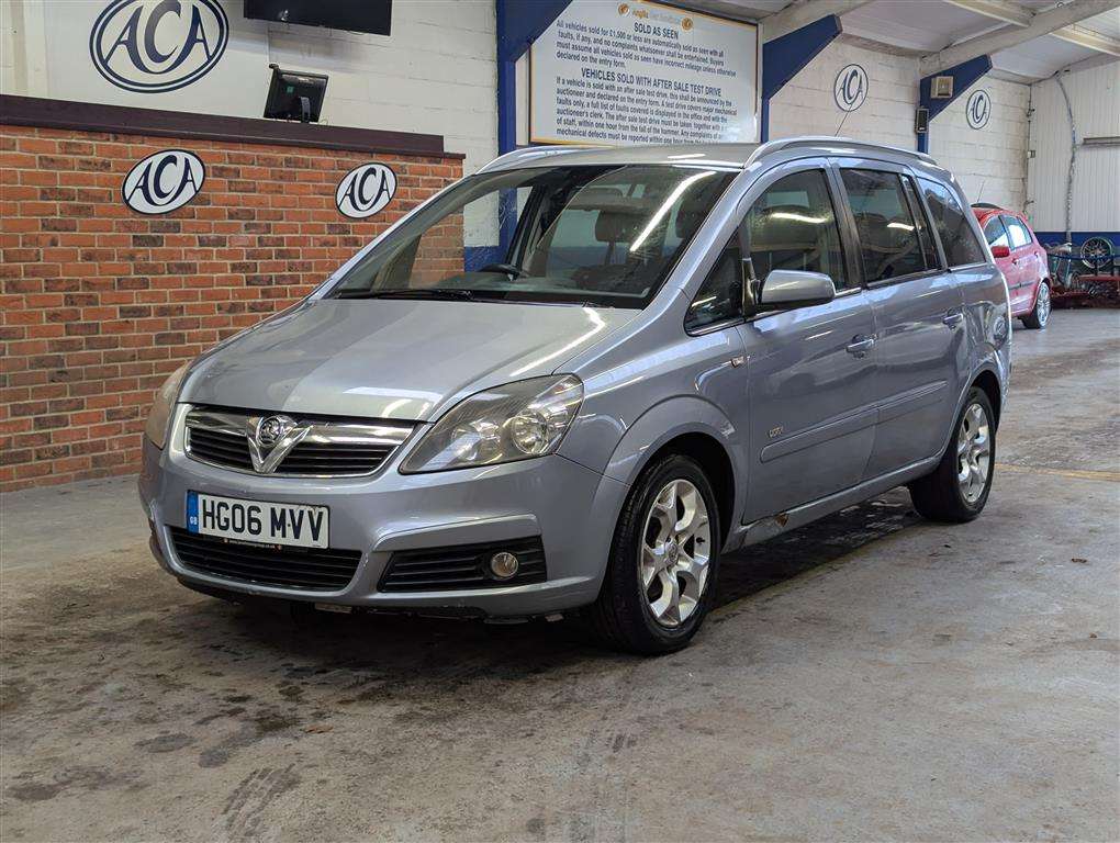 <p>2006 VAUXHALL ZAFIRA DESIGN</p>