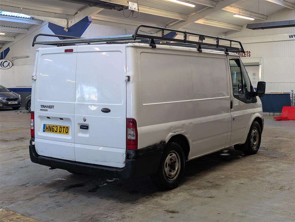 <p>2013 FORD TRANSIT 100 T280 FWD</p>
