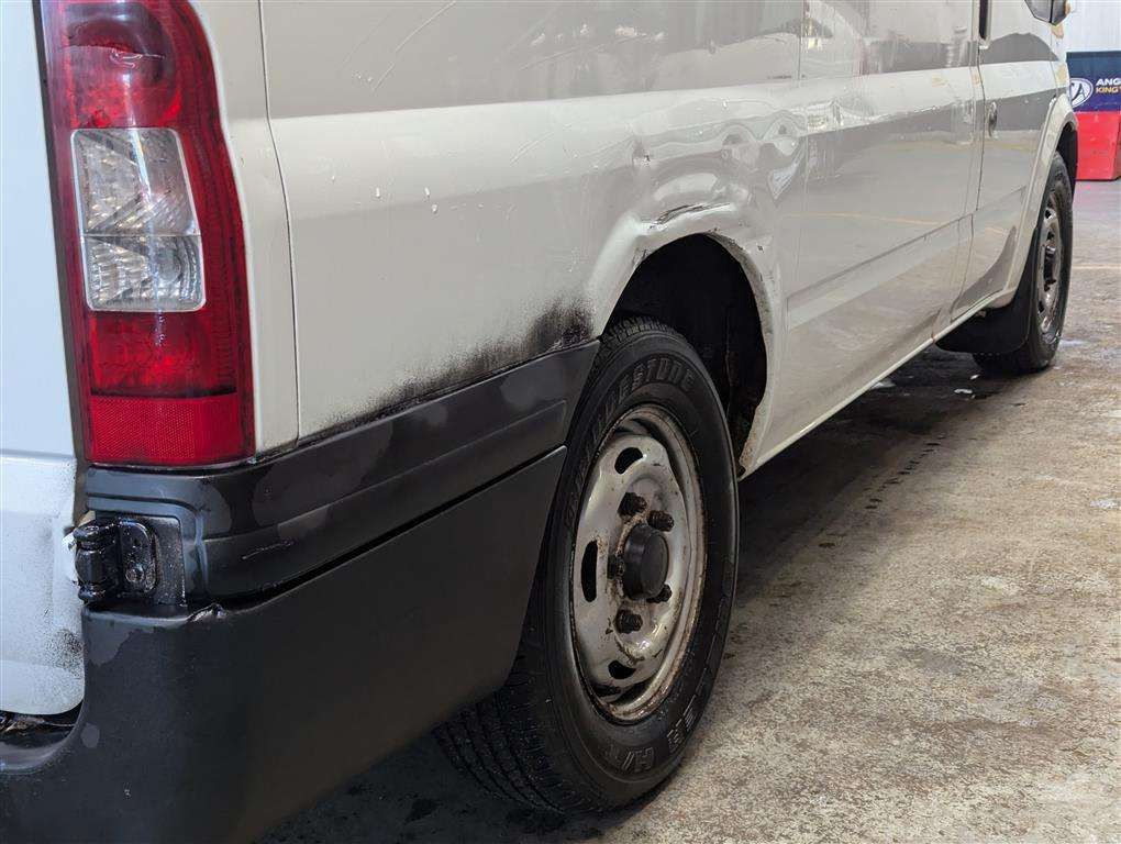 <p>2013 FORD TRANSIT 100 T280 FWD</p>
