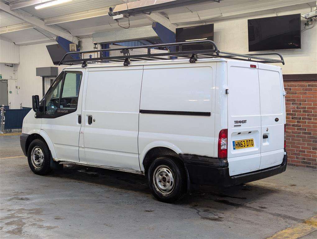 <p>2013 FORD TRANSIT 100 T280 FWD</p>