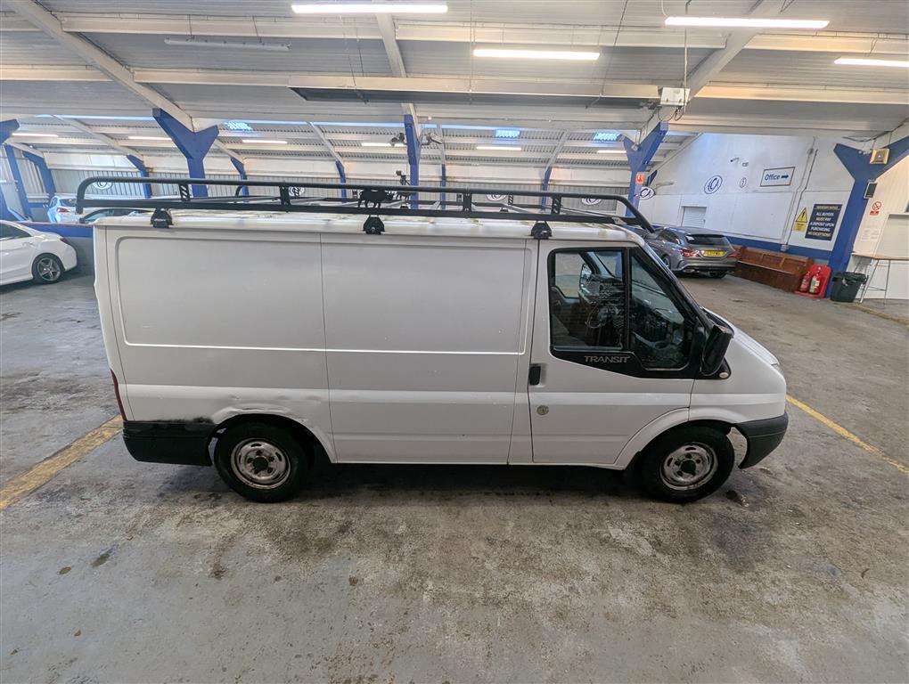 <p>2013 FORD TRANSIT 100 T280 FWD</p>