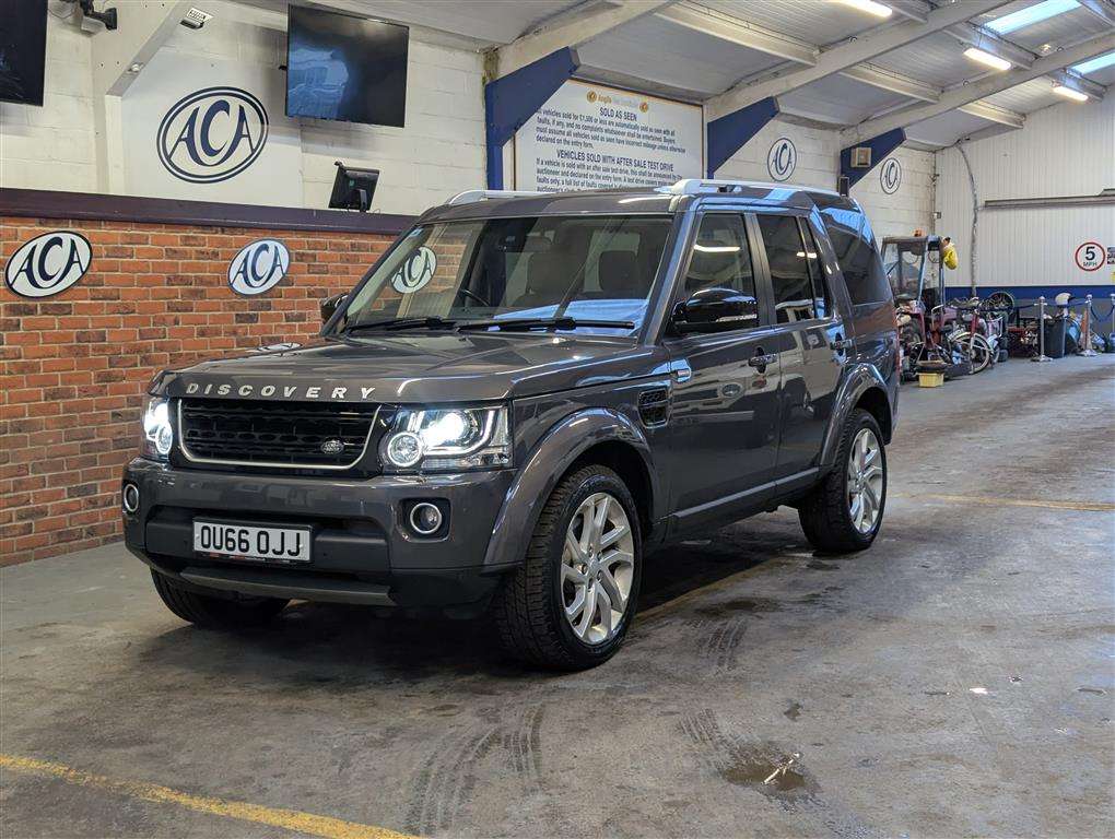 <p>2016 LAND ROVER DISCOVERY **SOLD</p>
