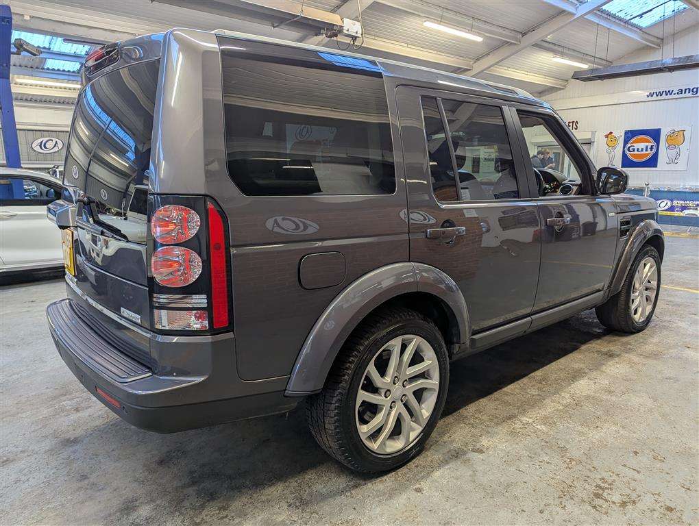 <p>2016 LAND ROVER DISCOVERY **SOLD</p>