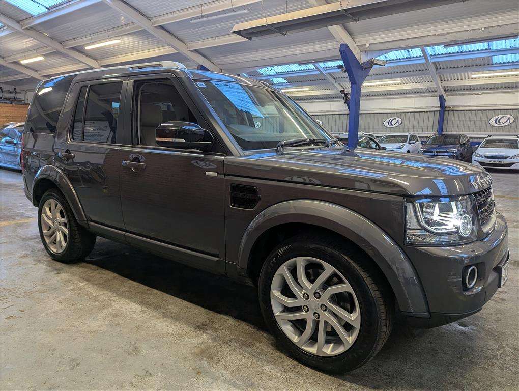 <p>2016 LAND ROVER DISCOVERY **SOLD</p>