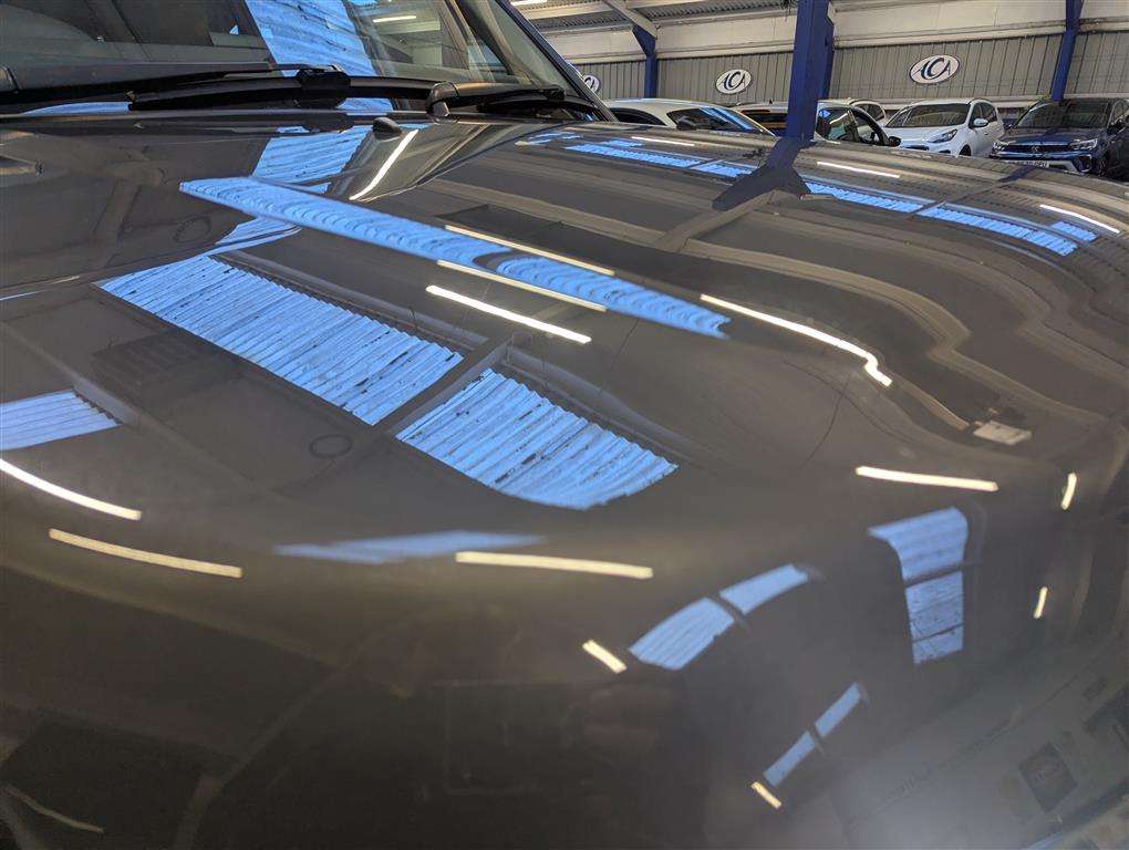 <p>2016 LAND ROVER DISCOVERY **SOLD</p>