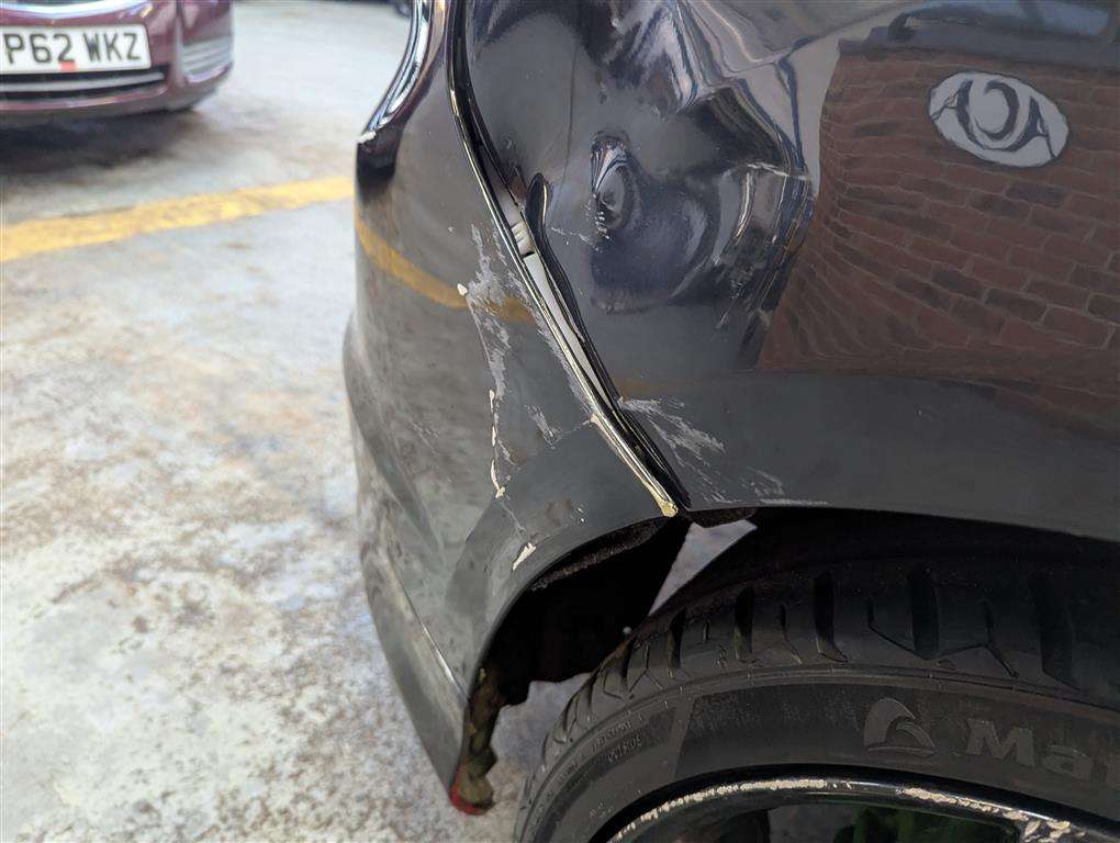 <p>2012 FORD FOCUS ZETEC S TDCI AUTO</p>