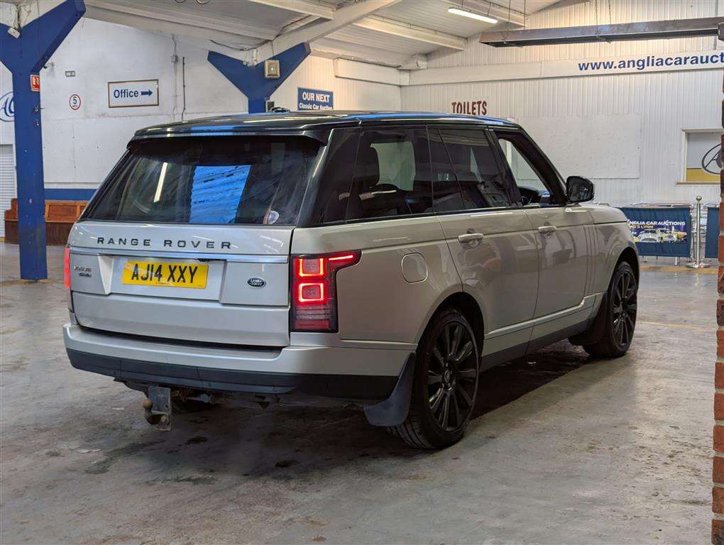 <p>2014 LAND ROVER RANGE ROVER VOGUE SDV8 AUTO</p>