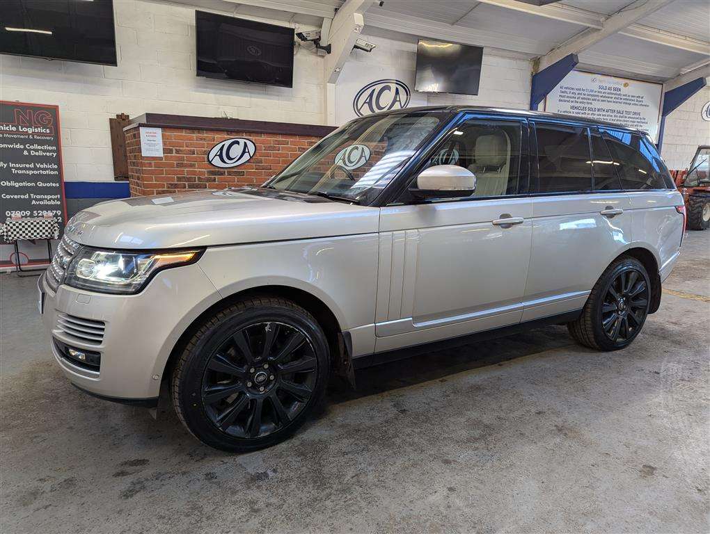 <p>2014 LAND ROVER RANGE ROVER VOGUE SDV8 AUTO</p>