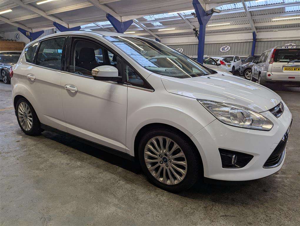 <p>2014 FORD C-MAX TITANIUM **SOLD</p>