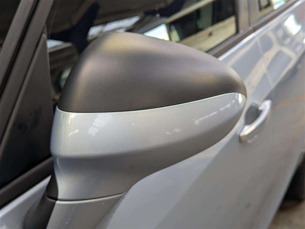 <p>2015 VAUXHALL ZAFIRA TOURER EXCLUSIV</p>