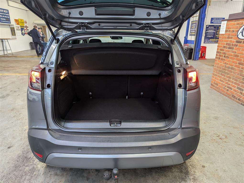 <p>2018 VAUXHALL CROSSLAND X ELITE NAV TUR</p>