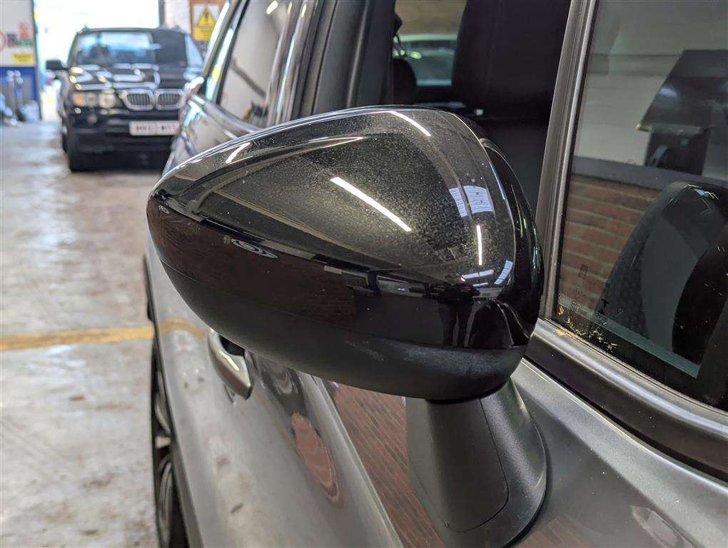 <p>2018 VAUXHALL CROSSLAND X ELITE NAV TUR</p>