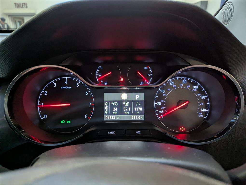 <p>2018 VAUXHALL CROSSLAND X ELITE NAV TUR</p>