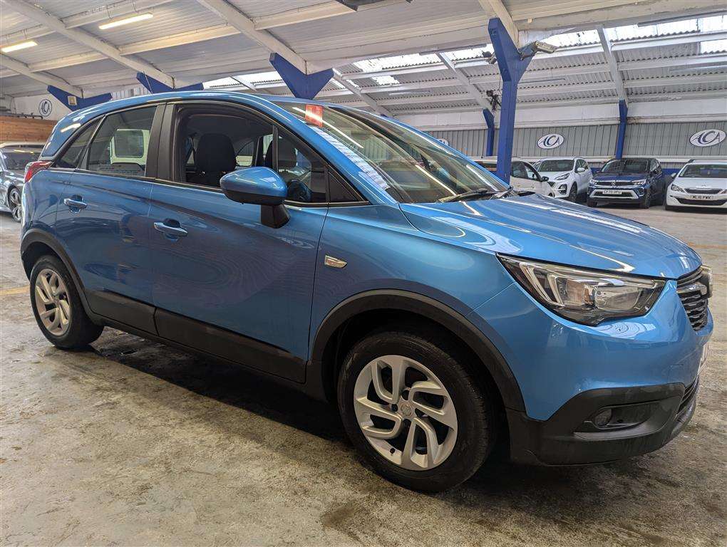 <p>2017 VAUXHALL CROSSLAND **SOLD</p>