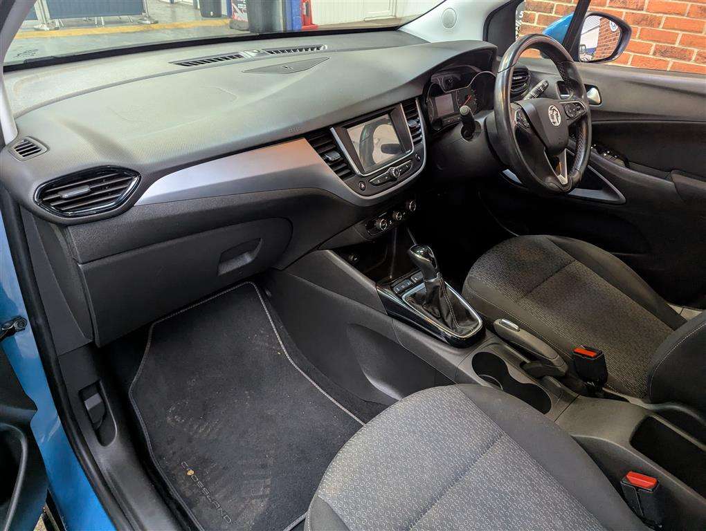 <p>2017 VAUXHALL CROSSLAND **SOLD</p>