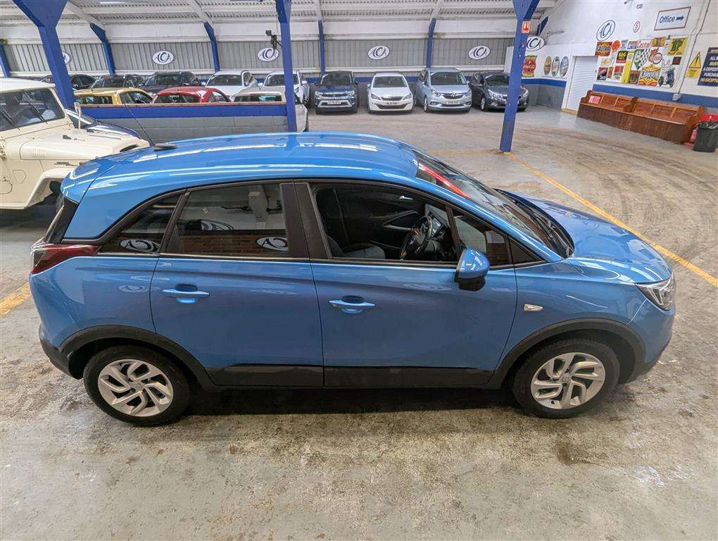 <p>2017 VAUXHALL CROSSLAND **SOLD</p>