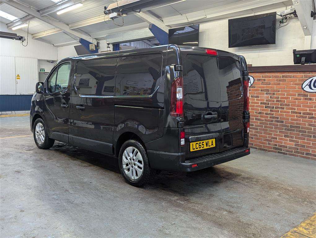 <p>2015 RENAULT TRAFIC SL27 **SOLD</p>