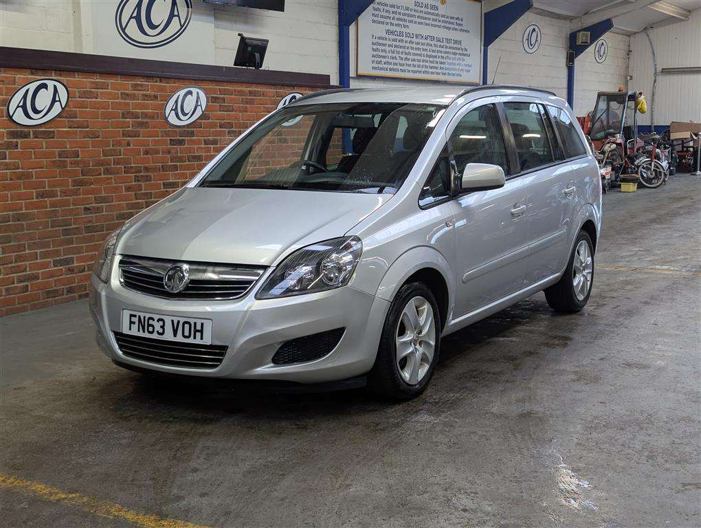 <p>2013 VAUXHALL ZAFIRA **SOLD</p>