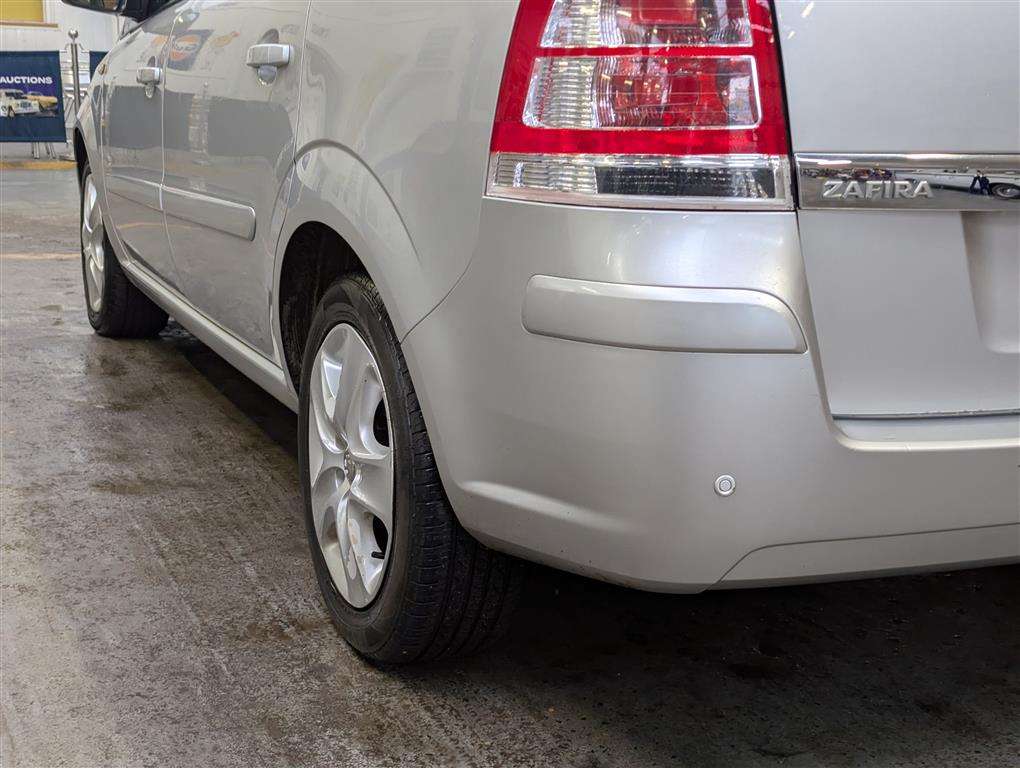 <p>2013 VAUXHALL ZAFIRA **SOLD</p>