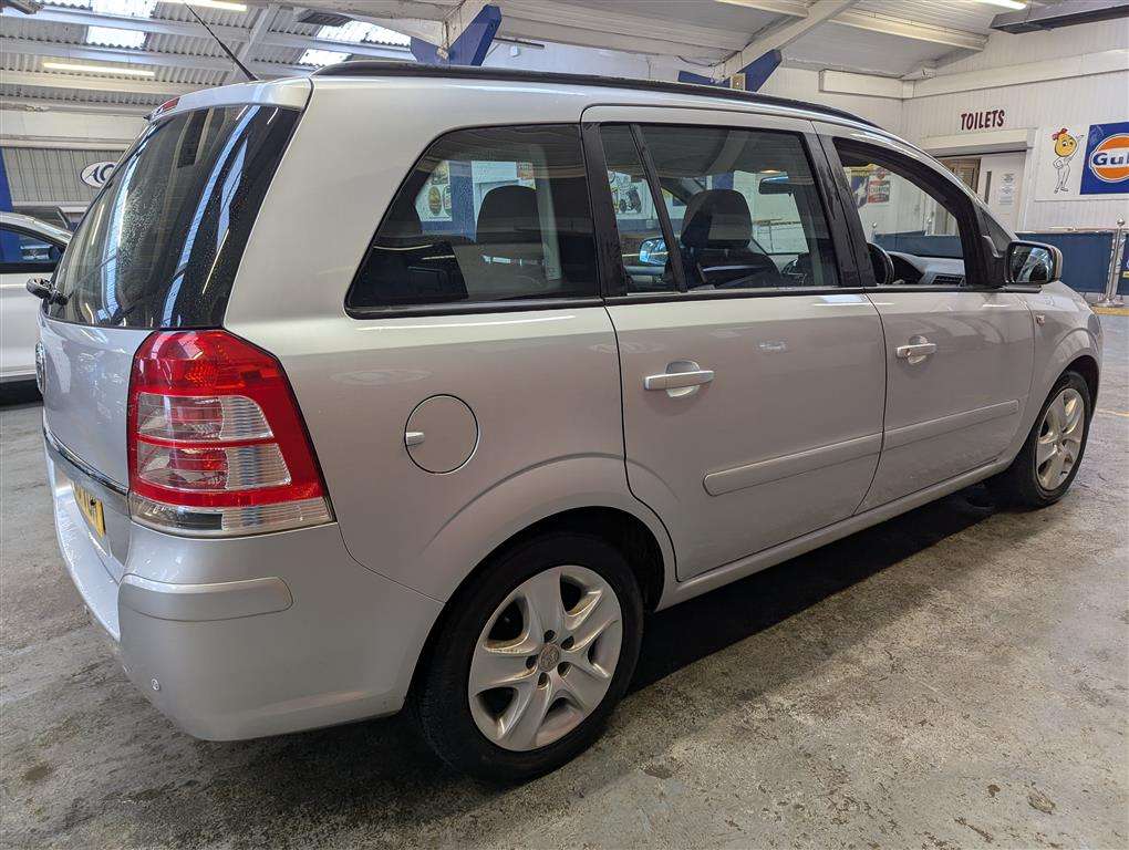<p>2013 VAUXHALL ZAFIRA **SOLD</p>