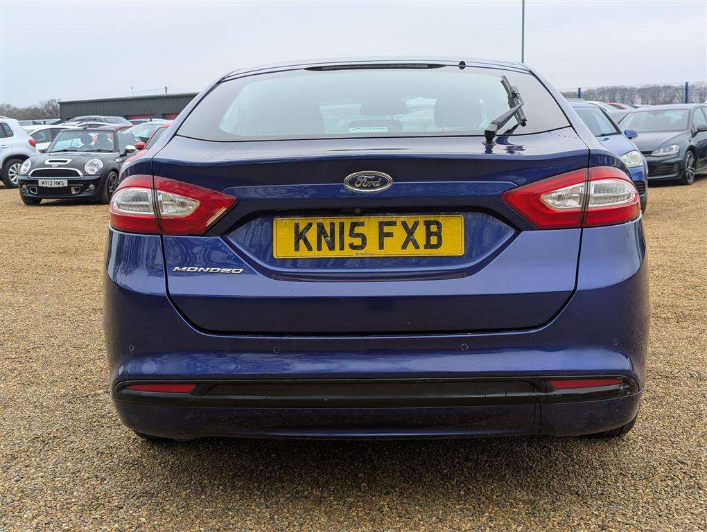 <p>2015 FORD MONDEO TITANIUM ECONETIC</p>