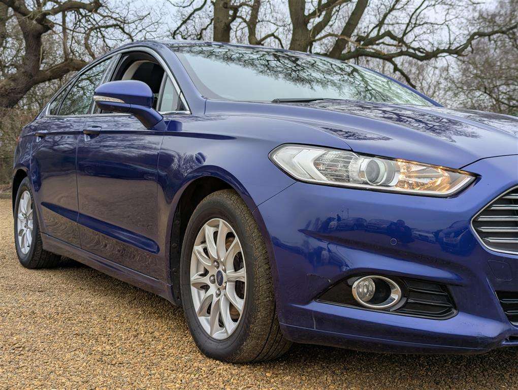 <p>2015 FORD MONDEO TITANIUM ECONETIC</p>