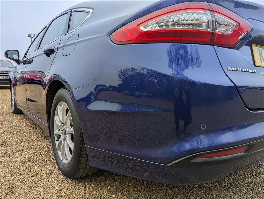 <p>2015 FORD MONDEO TITANIUM ECONETIC</p>