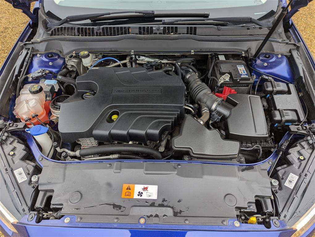 <p>2015 FORD MONDEO TITANIUM ECONETIC</p>