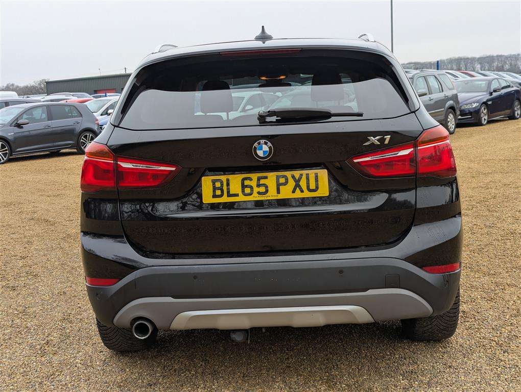 <p>2015 BMW X1 SDRIVE18D XLINE</p>
