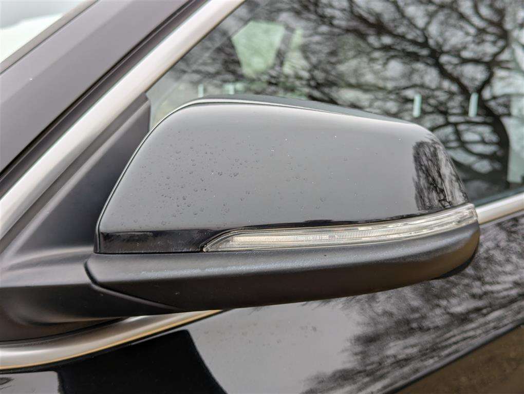 <p>2015 BMW X1 SDRIVE18D XLINE</p>