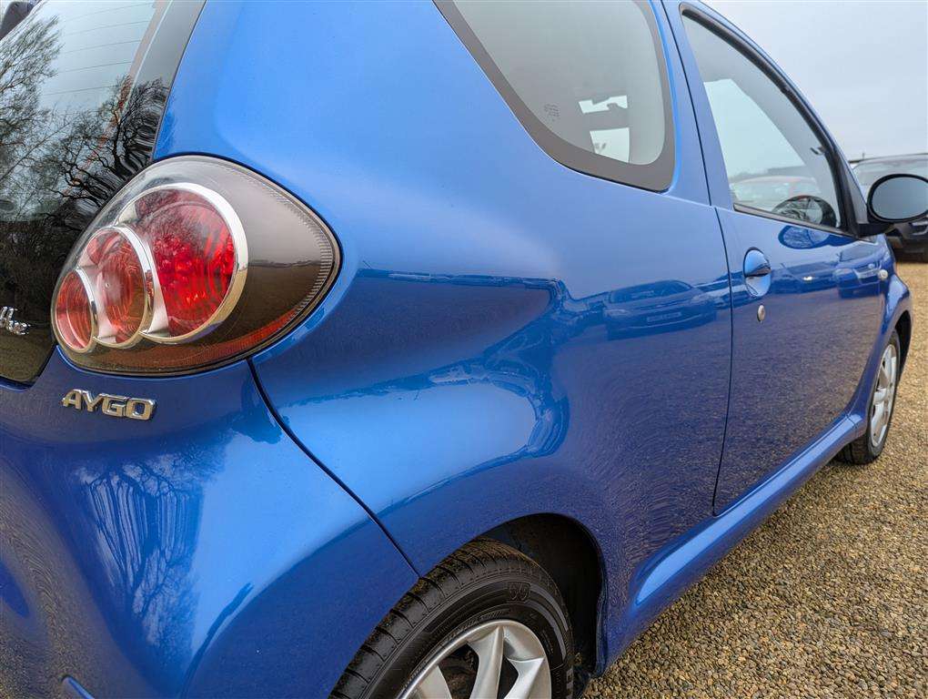 <p>2010 TOYOTA AYGO BLUE VVT-I</p>