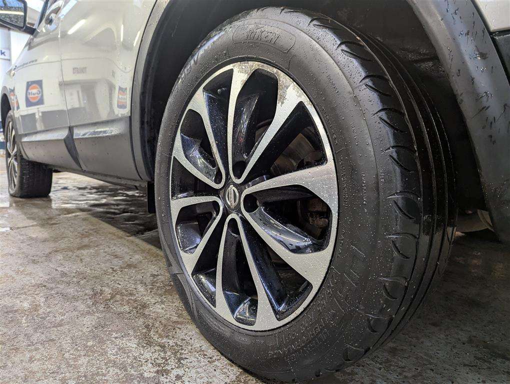 <p>2011 NISSAN QASHQAI N-TEC DCI</p>