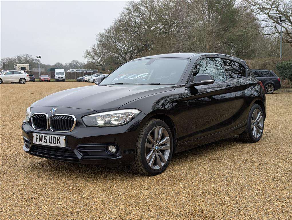 <p>2015 BMW 118I SPORT</p>