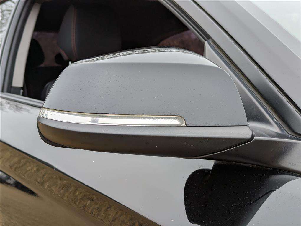 <p>2015 BMW 118I SPORT</p>