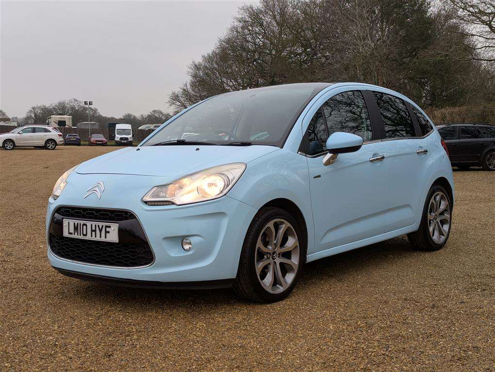 <p>2010 CITROEN C3 EXCLUSIVE HDI</p>