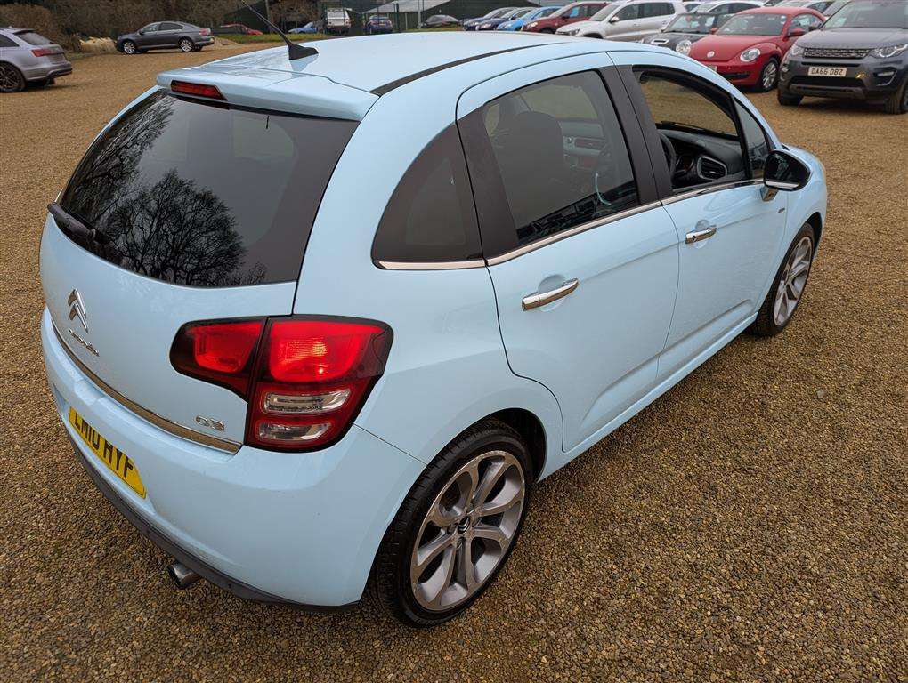 <p>2010 CITROEN C3 EXCLUSIVE HDI</p>