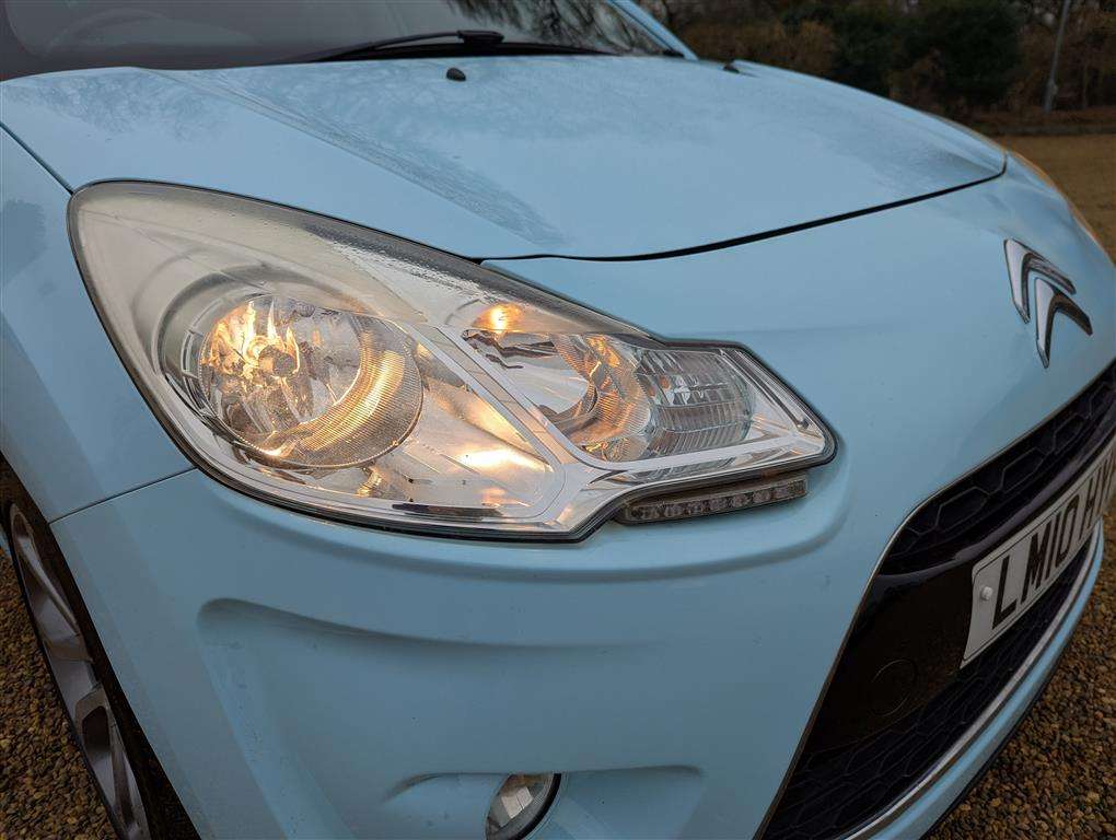 <p>2010 CITROEN C3 EXCLUSIVE HDI</p>