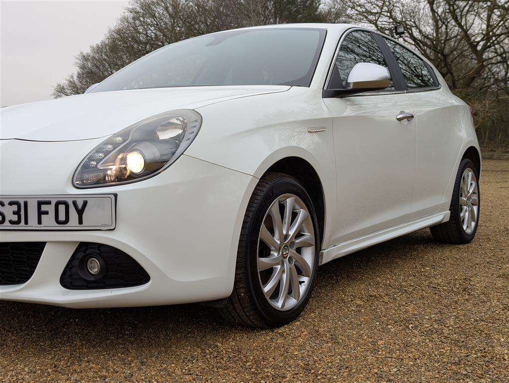 <p>2012 ALFA ROMEO GIULIETTA VELOCE JTDM-2</p>