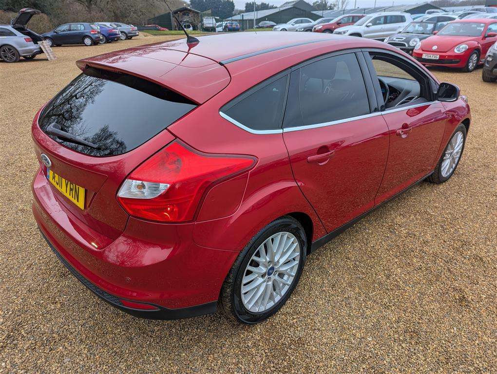 <p>2011 FORD FOCUS ZETEC 125</p>