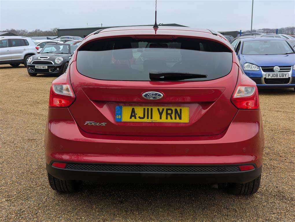 <p>2011 FORD FOCUS ZETEC 125</p>